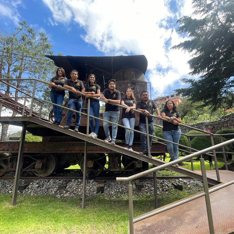 pye-slider-nosotros-img-5